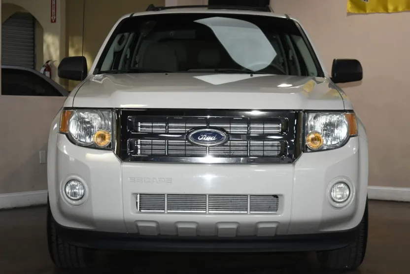 2011 Ford Escape XLT photo 1