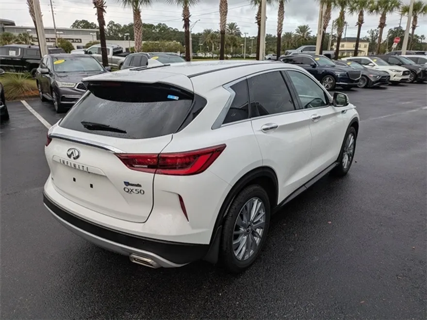 2025 Infiniti QX50 PURE photo 1