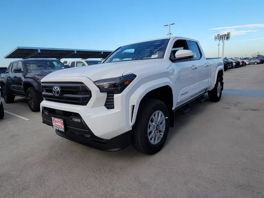 2025 Toyota Tacoma SR5 Double Cab photo 1