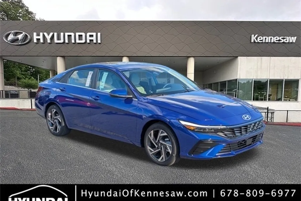 2025 Hyundai Elantra Limited photo 1