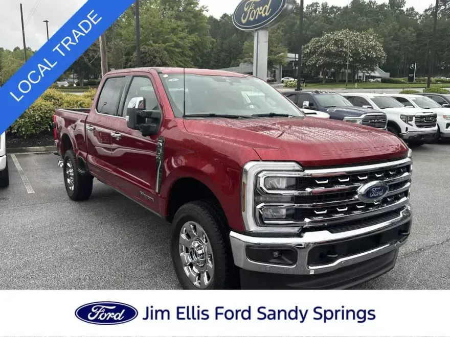 2025 Ford F-250 Lariat photo 1