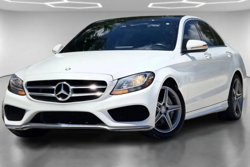 2016 Mercedes Benz C 300 Sedan photo 1