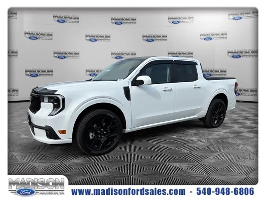 2025 Ford Maverick photo 1