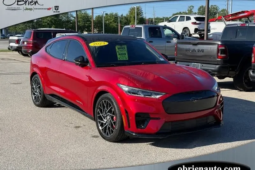 2023 Ford Mustang Mach-E GT photo 1