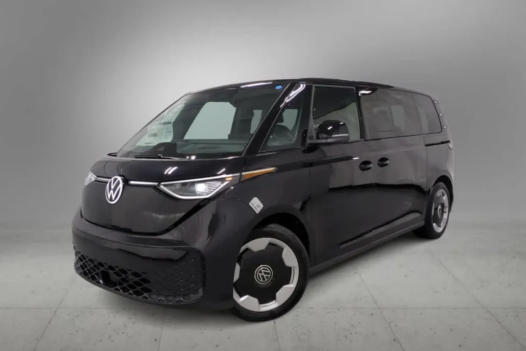 2025 Volkswagen ID. Buzz Pro Plus photo 1