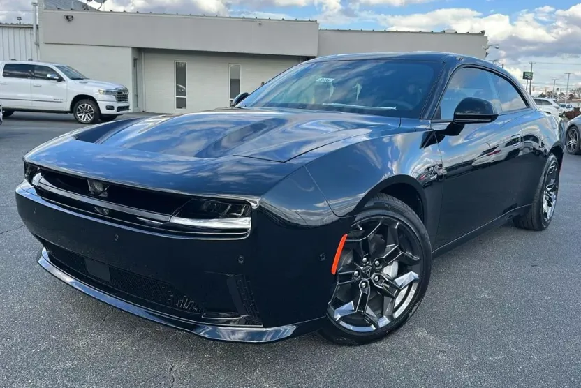 2025 Dodge Charger R/T AWD Daytona photo 1