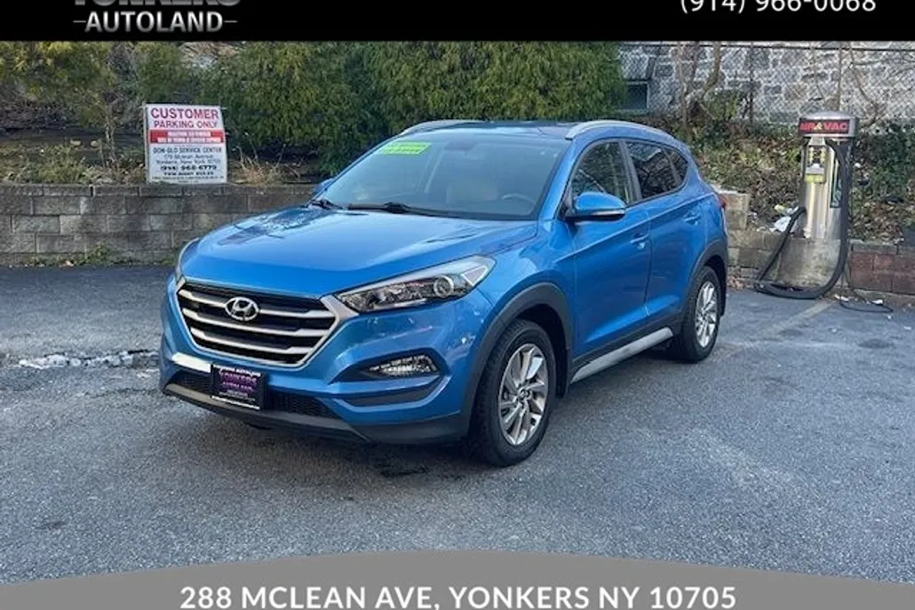2017 Hyundai Tucson SE Plus photo 1
