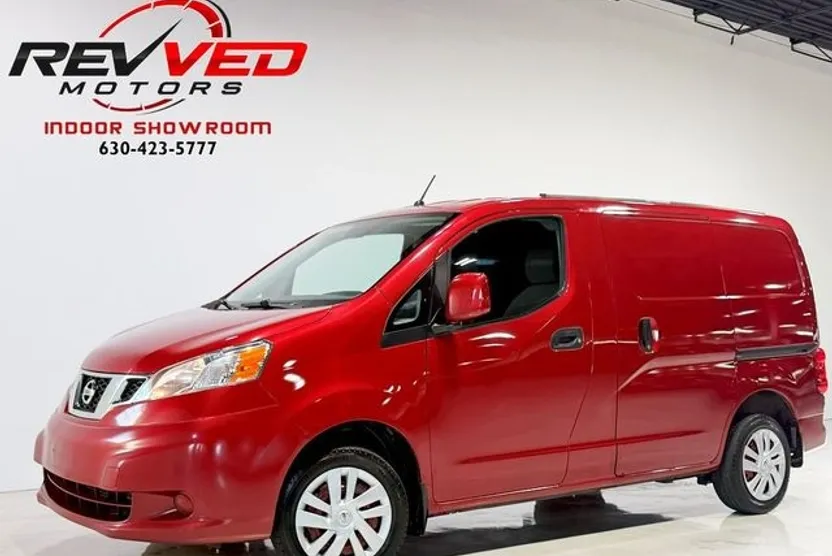 2019 Nissan NV200 SV photo 1