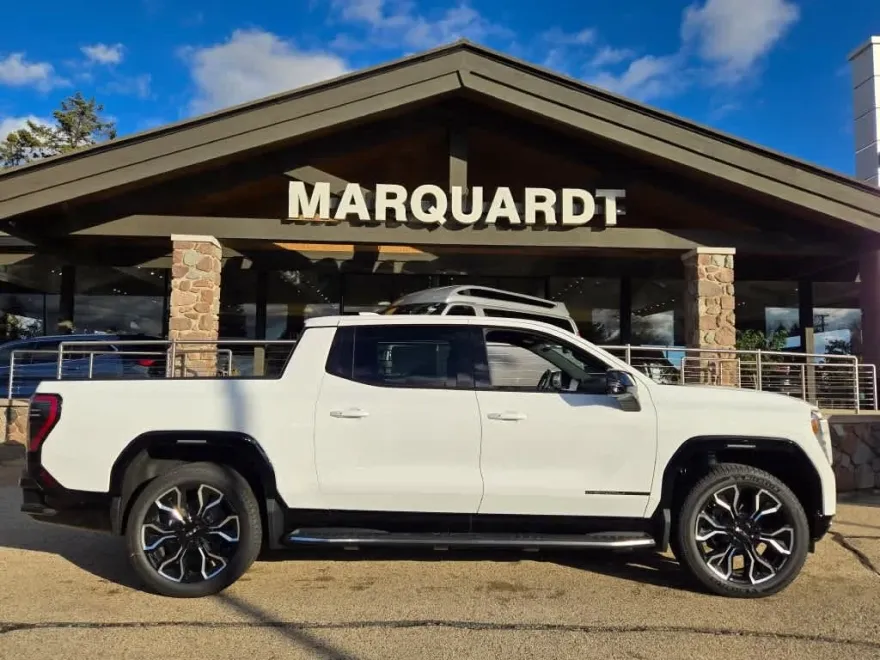 2025 Gmc Sierra EV Denali photo 1