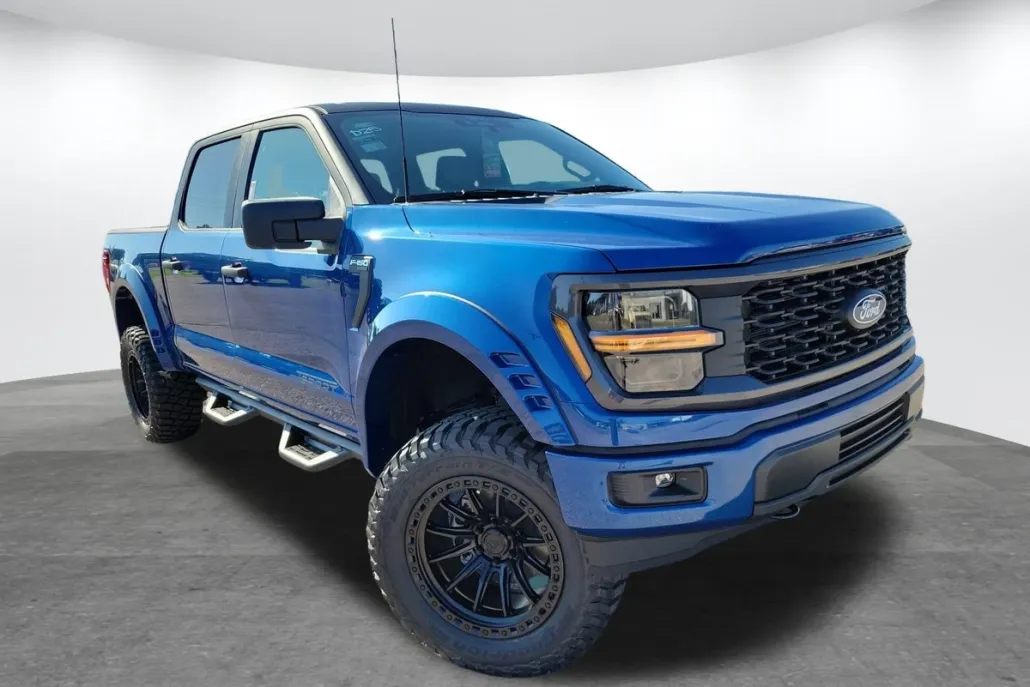 2025 Ford F-150 STX photo 1