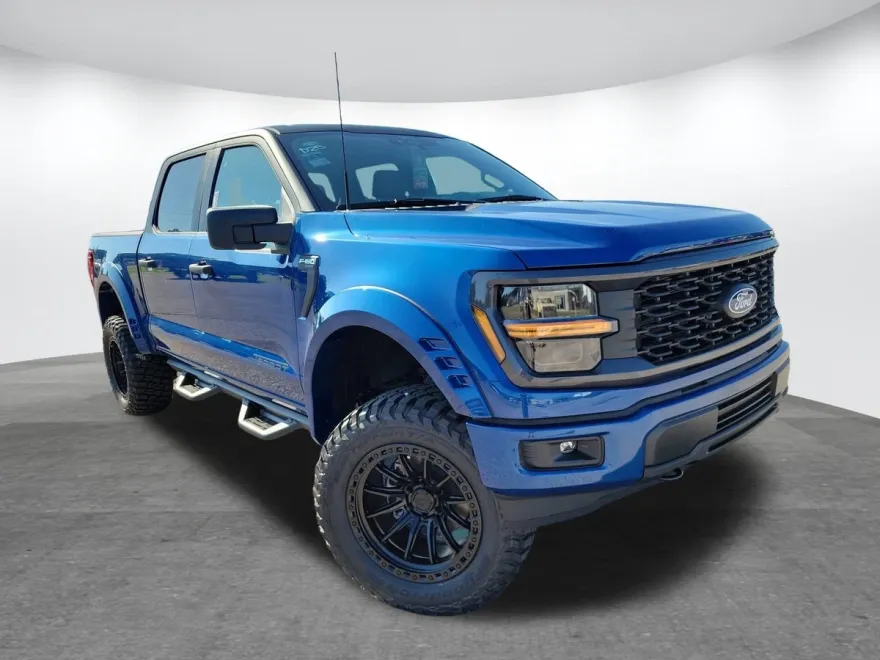 2025 Ford F-150 STX photo 1