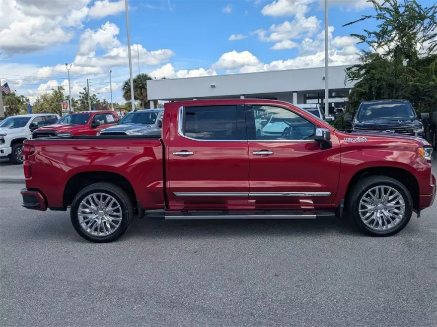 2026 Chevrolet Silverado 1500 High Country photo 1