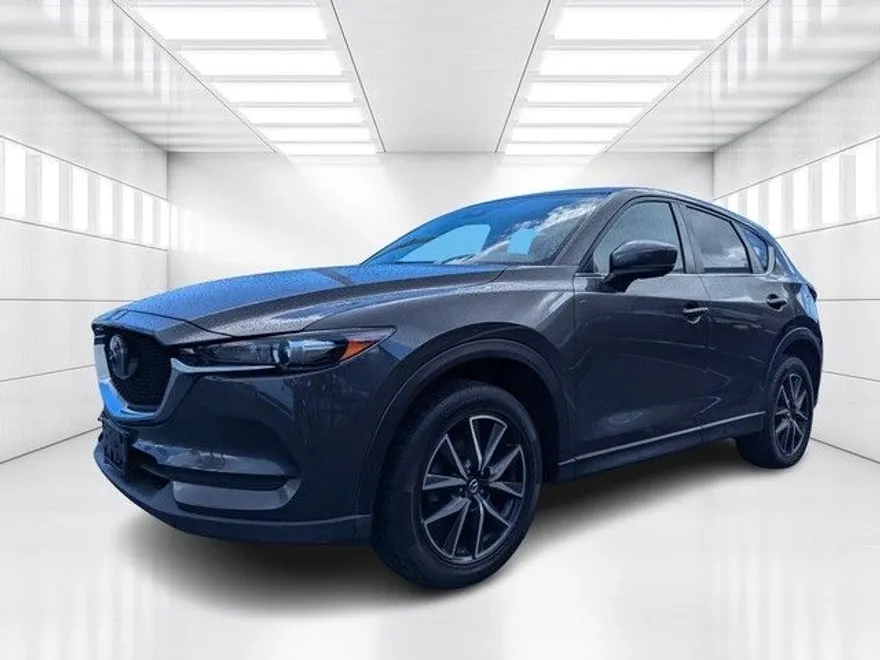 2018 Mazda CX-5 Touring photo 1