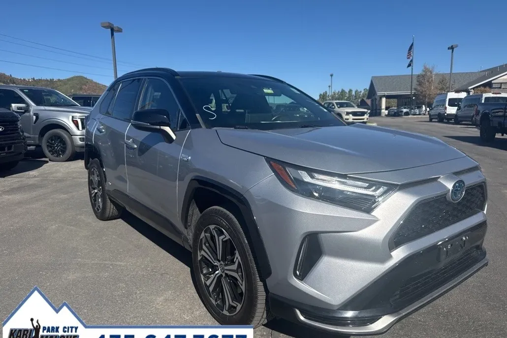 2022 Toyota RAV4 Prime XSE photo 1