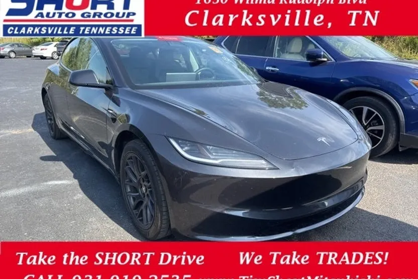 2024 Tesla Model 3 photo 1