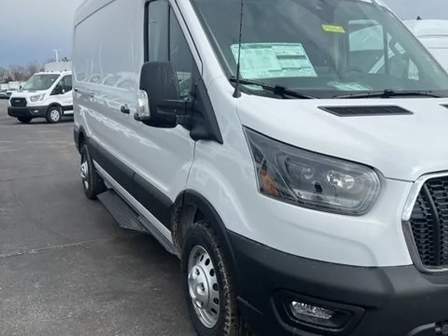 2025 Ford Transit photo 1