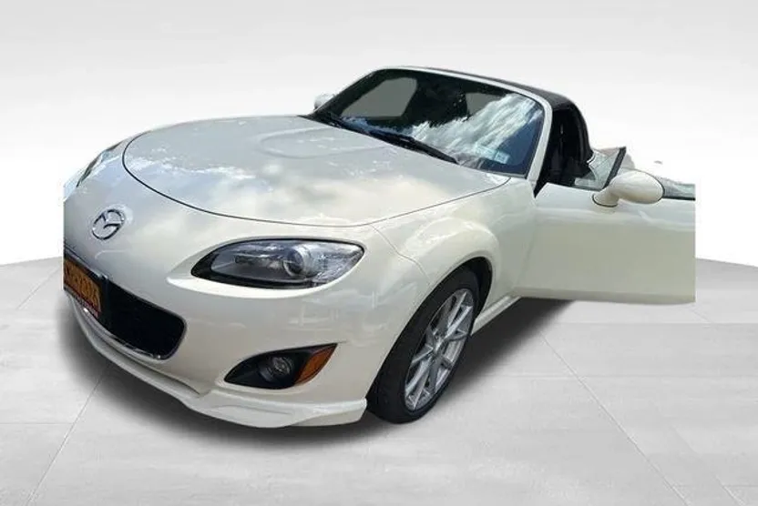 2009 Mazda MX-5 Miata Miata Touring photo 1