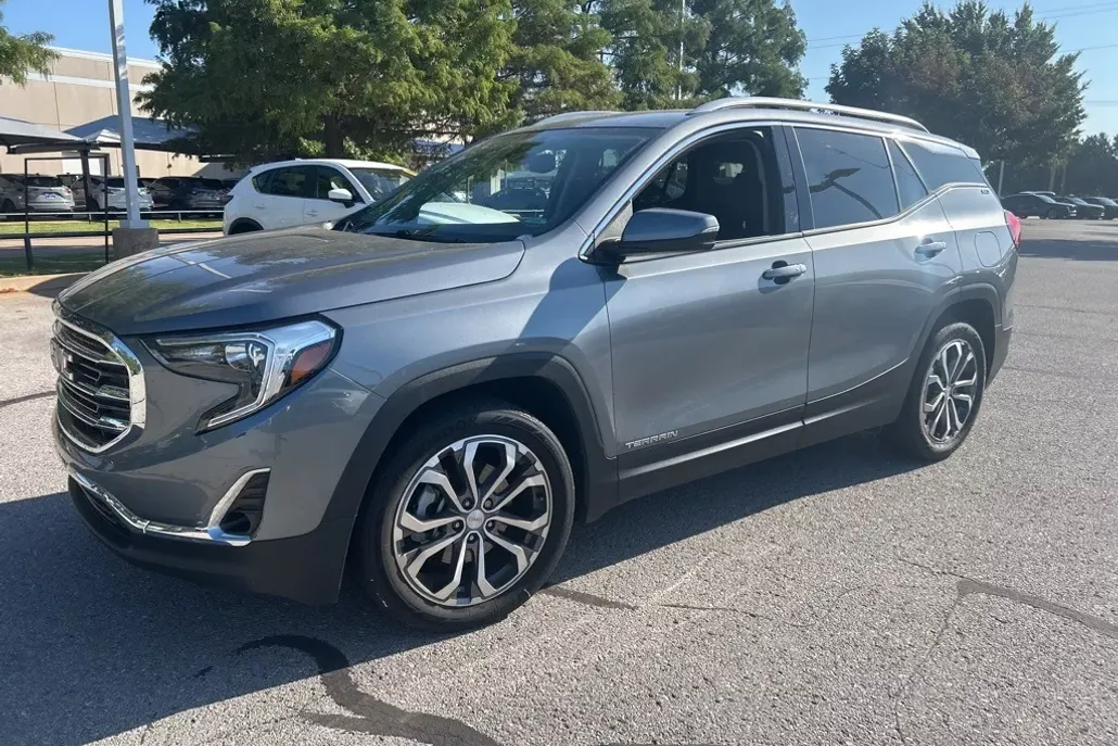 2020 Gmc Terrain SLT photo 1