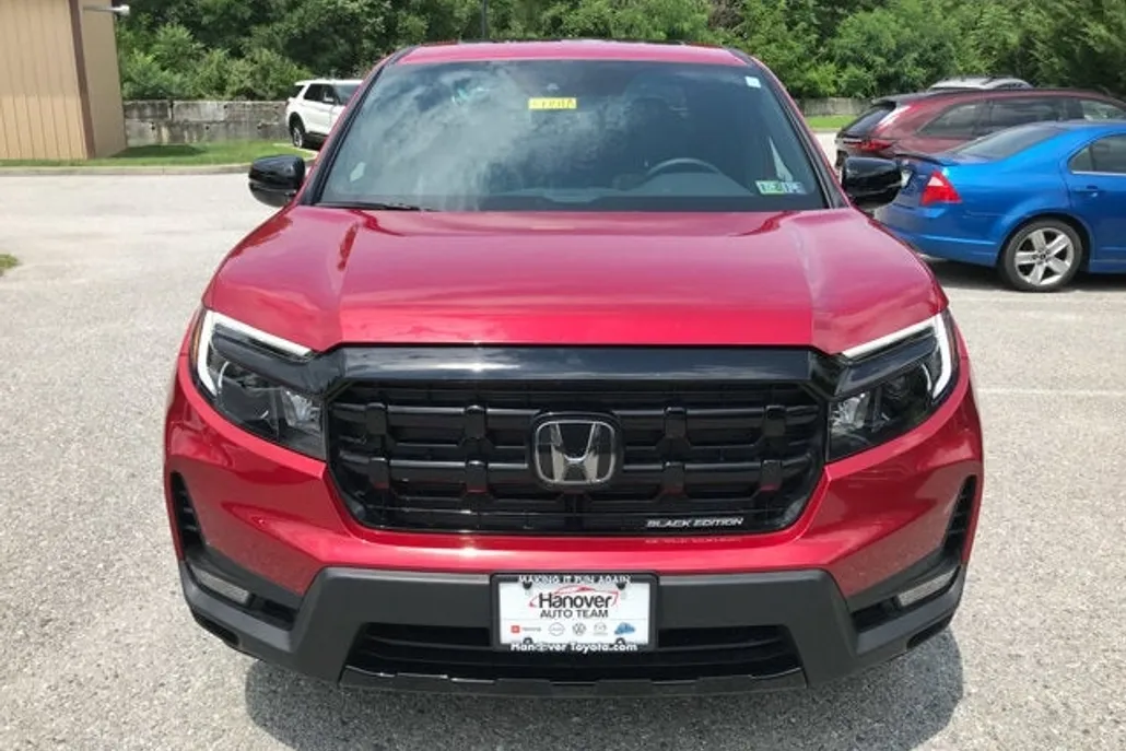 2025 Honda Ridgeline Black Edition photo 1