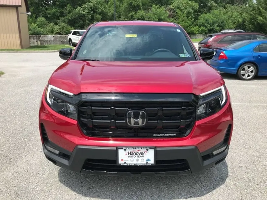 2025 Honda Ridgeline Black Edition photo 1