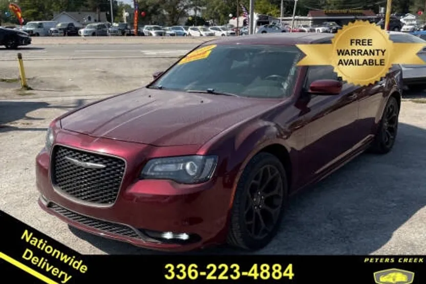 2019 Chrysler 300 S photo 1