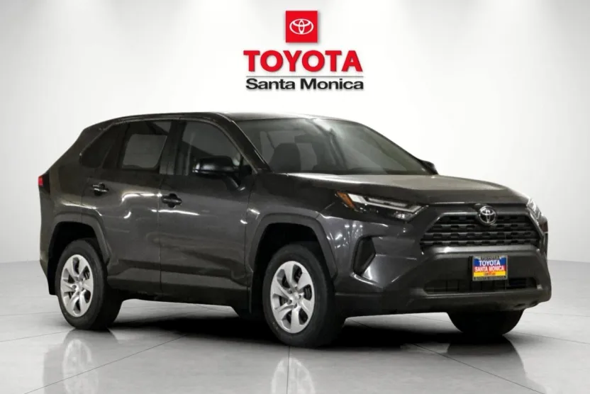 2025 Toyota RAV4 LE photo 1