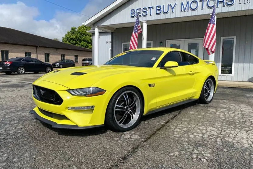 2021 Ford Mustang GT Premium photo 1