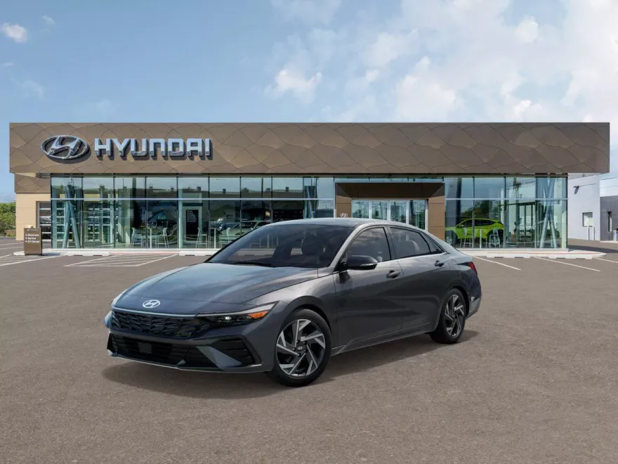 2025 Hyundai Elantra Limited photo 1