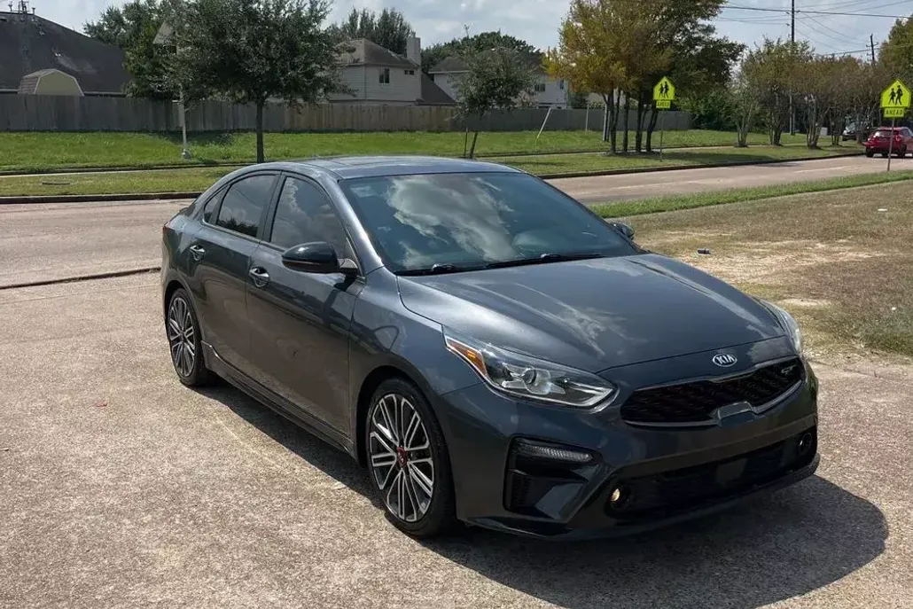 2021 Kia Forte GT photo 1