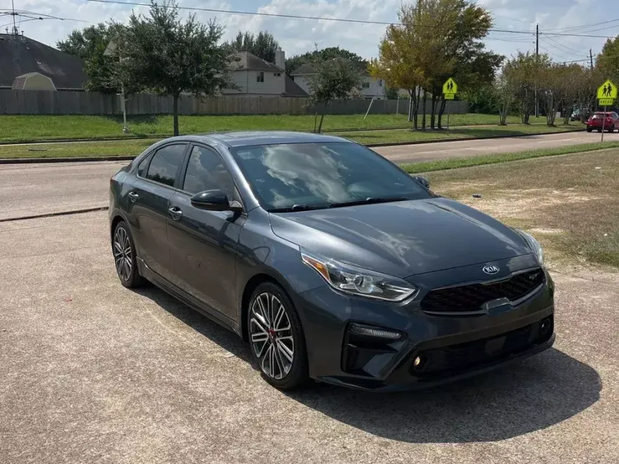 2021 Kia Forte GT photo 1