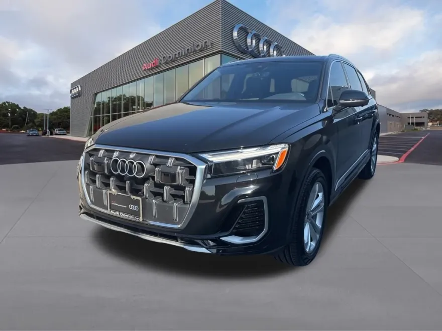 2025 Audi Q7 55 Premium Plus photo 1