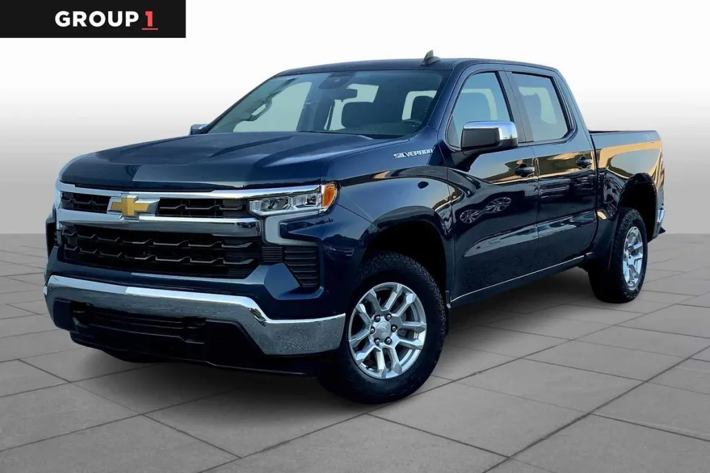 2023 Chevrolet Silverado 1500 LT photo 1
