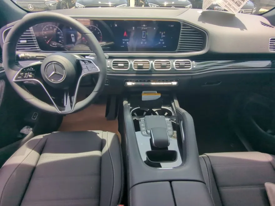 2025 Mercedes Benz GLE 350 4MATIC photo 1