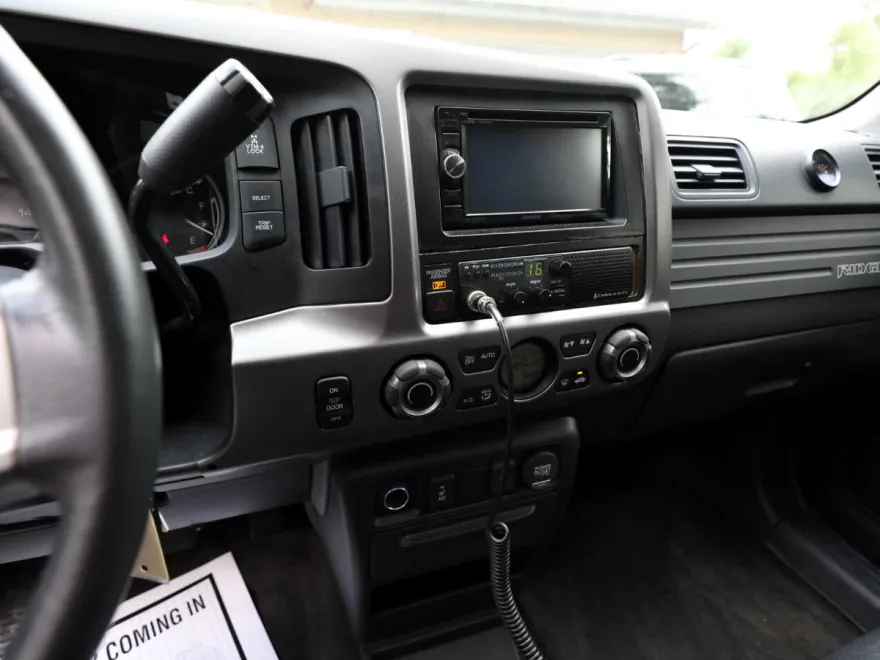 2013 Honda Ridgeline RTL photo 16