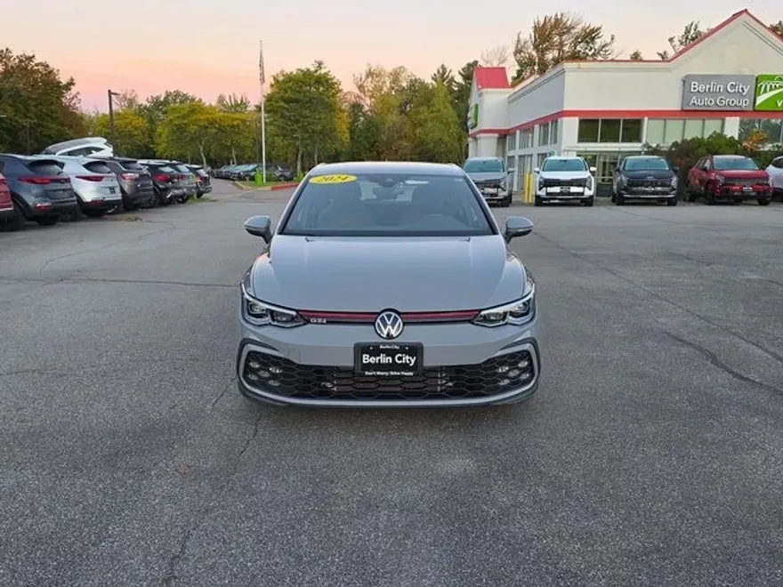2024 Volkswagen Golf GTI S photo 1