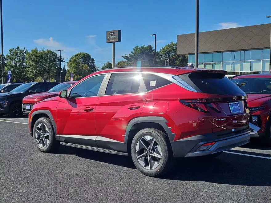 2026 Hyundai Tucson SEL photo 1