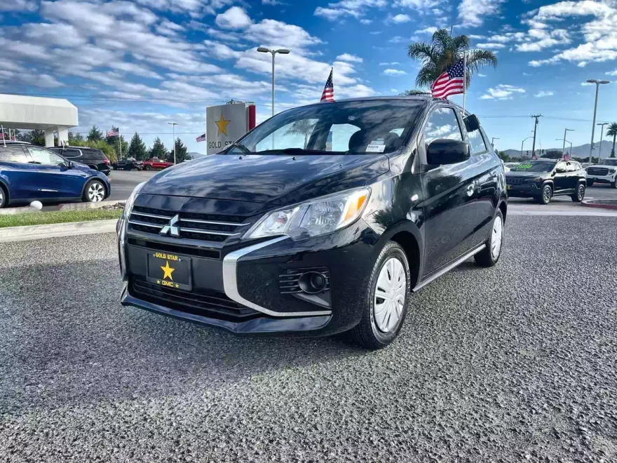 2021 Mitsubishi Mirage ES photo 1