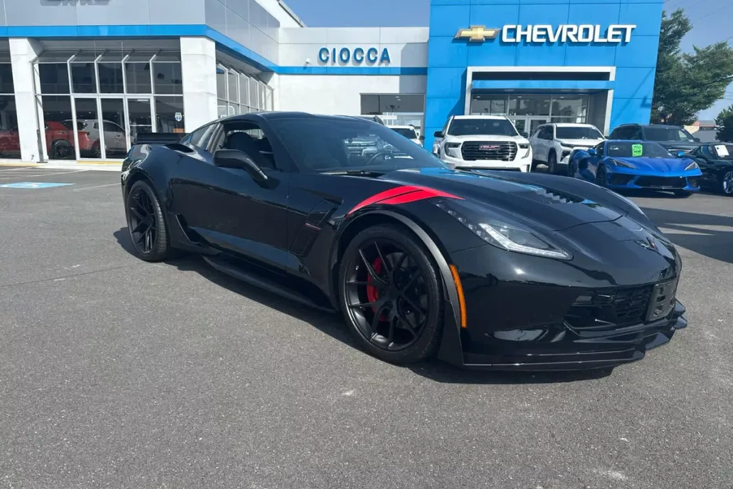 2017 Chevrolet Corvette Grand Sport 2LT photo 1