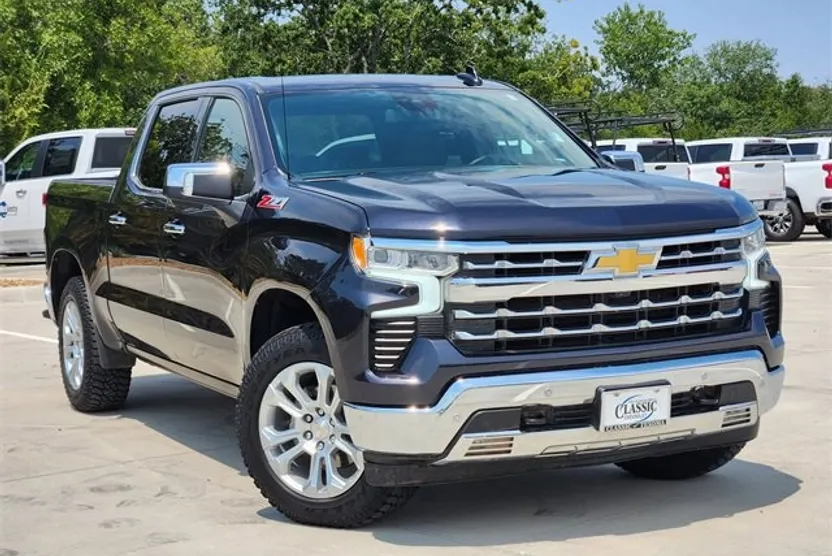 2024 Chevrolet Silverado 1500 LTZ photo 1