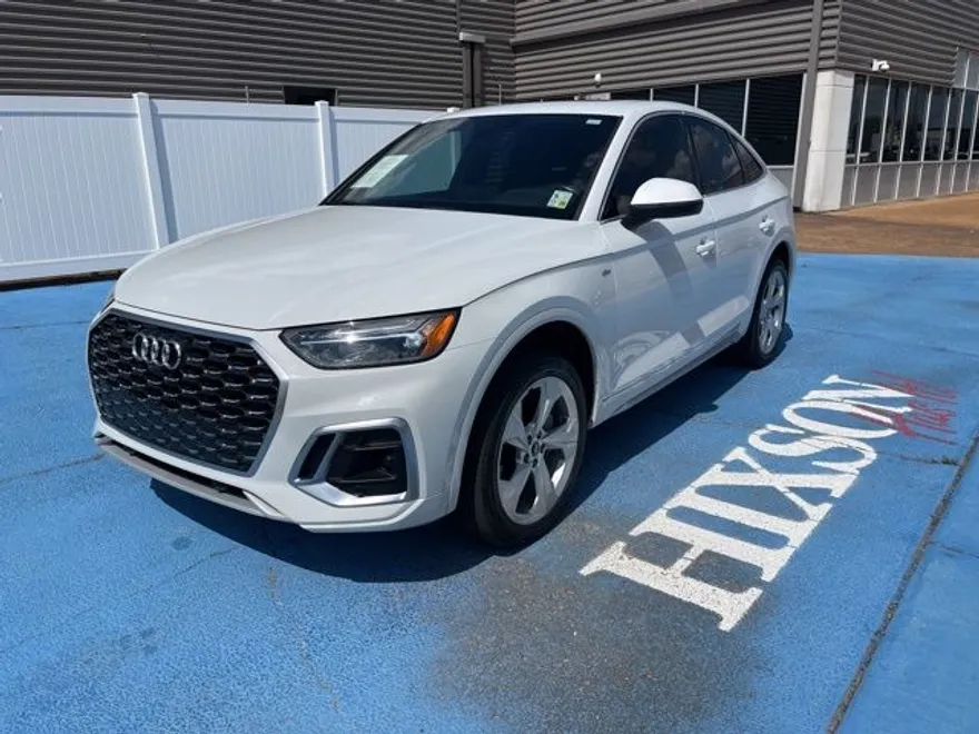 2023 Audi Q5 45 S line Premium photo 1