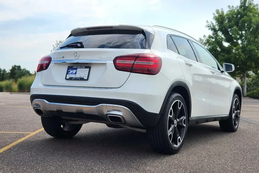 2019 Mercedes Benz GLA 250 4MATIC photo 1