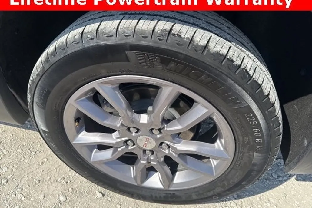 2024 Gmc Terrain SLT photo 1