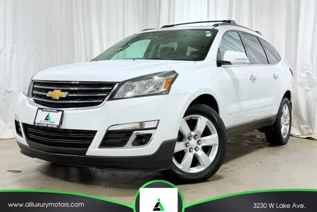 2016 Chevrolet Traverse 1LT photo 1