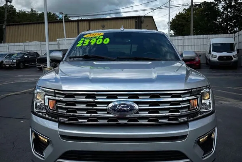 2018 Ford Expedition Limited photo 1