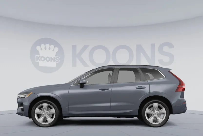 2022 Volvo XC60 B5 Momentum photo 1