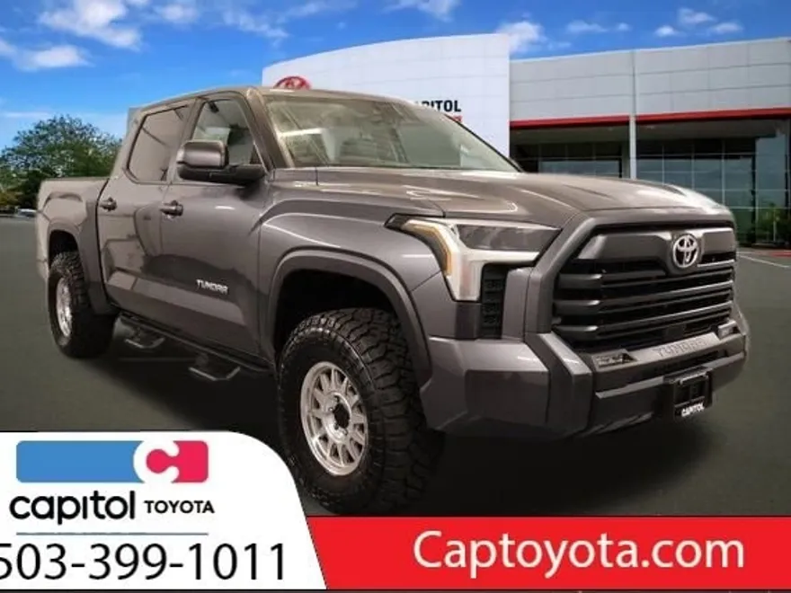 2024 Toyota Tundra SR5 photo 1
