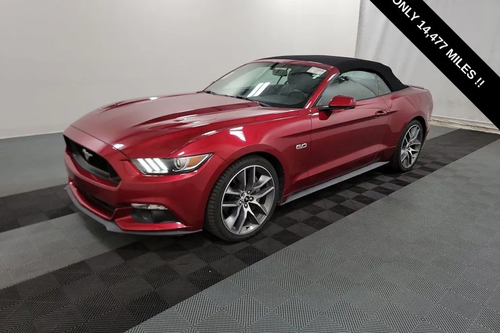 2016 Ford Mustang GT Premium Convertible photo 1