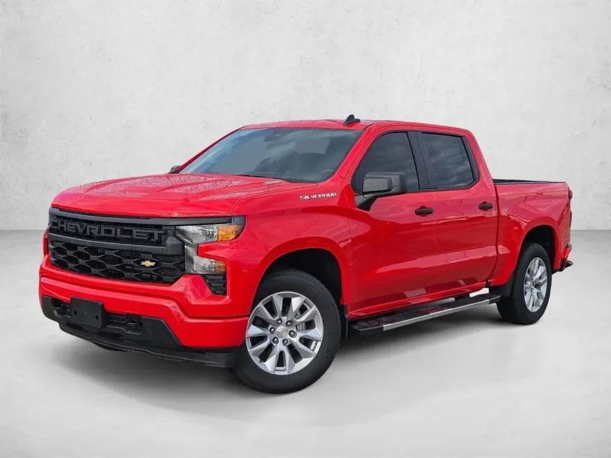 2026 Chevrolet Silverado 1500 Custom photo 1