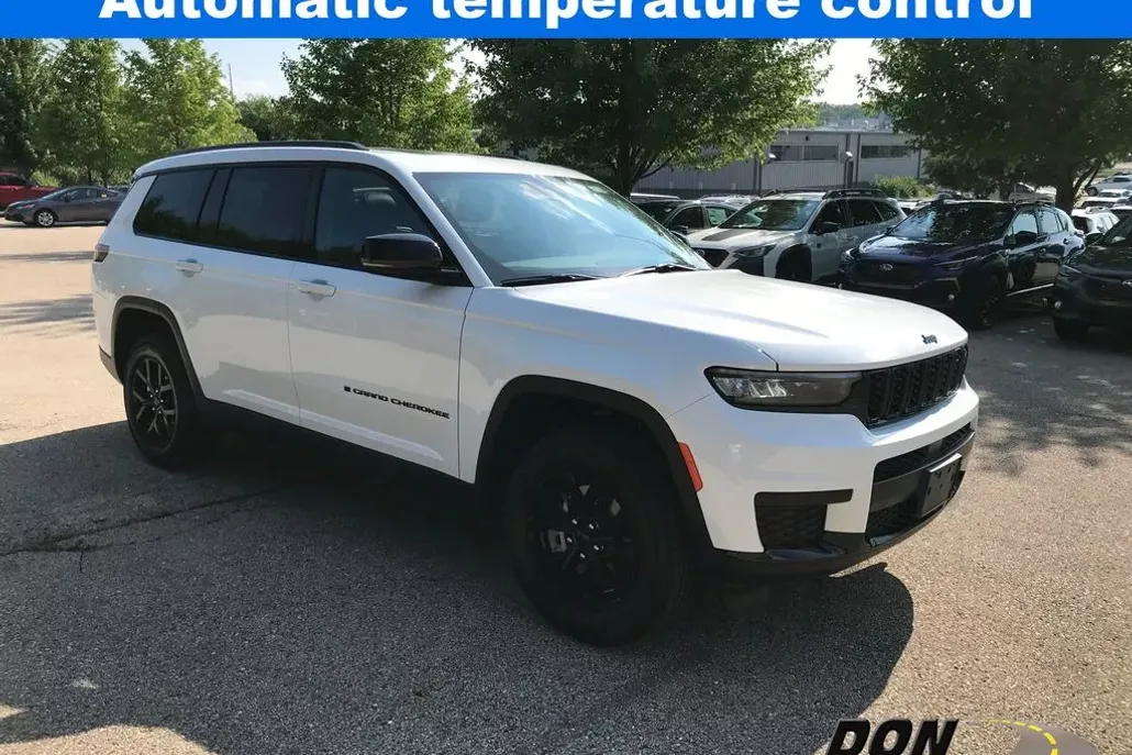 2025 Jeep Grand Cherokee Altitude X photo 1