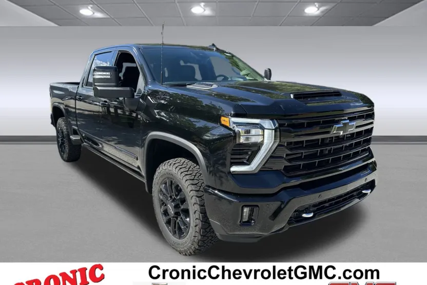 2025 Chevrolet Silverado 2500HD High Country photo 1